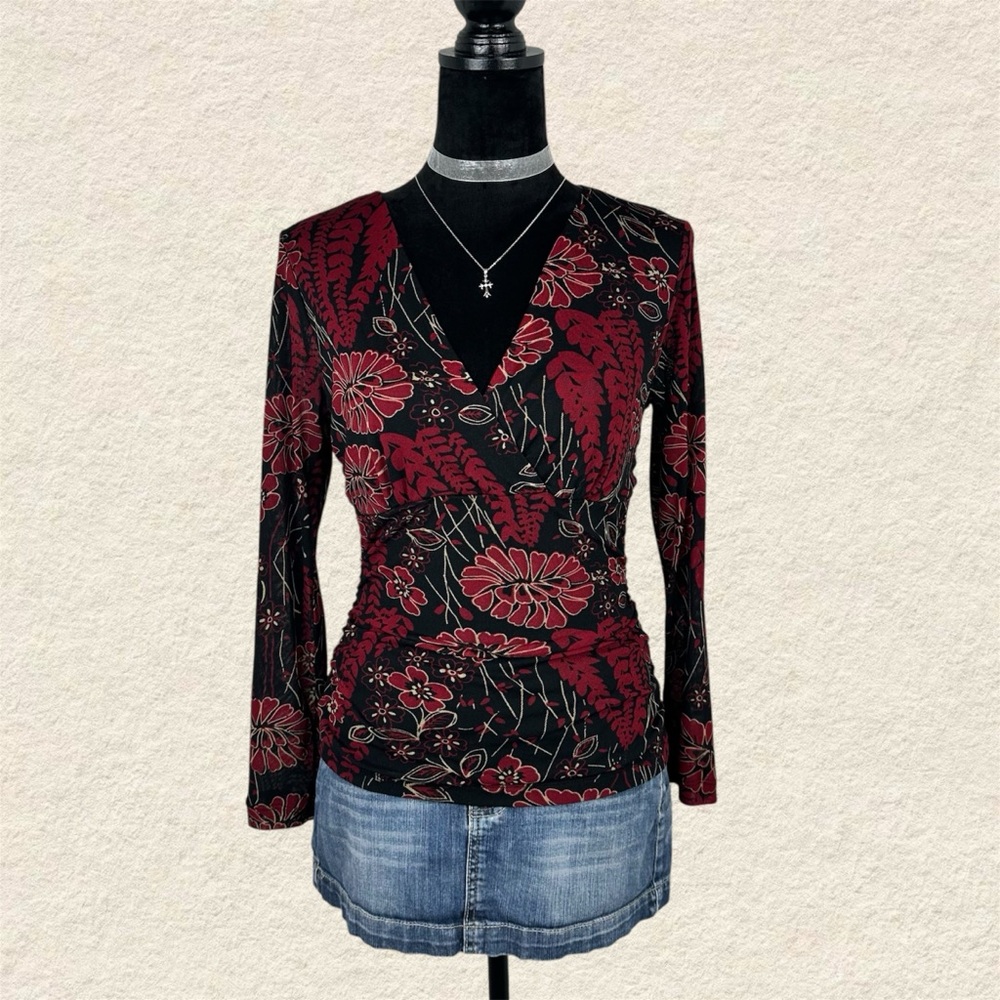 Apt. 9 Floral V-Neck Ruched Long Sleeve Top - Red and Black